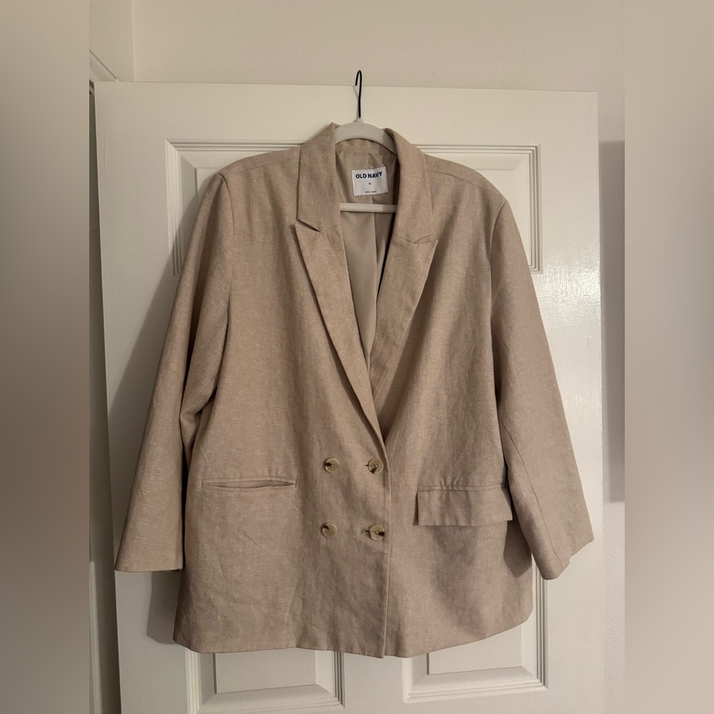Old Navy Women's Light Beige Double-Breasted Blazer